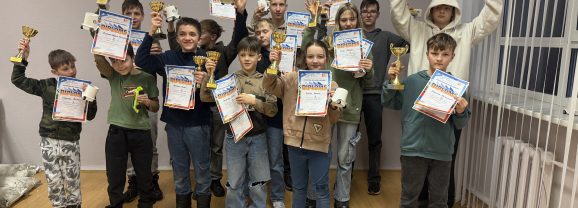 Atklātās koka inerces auto modeļu sacensības